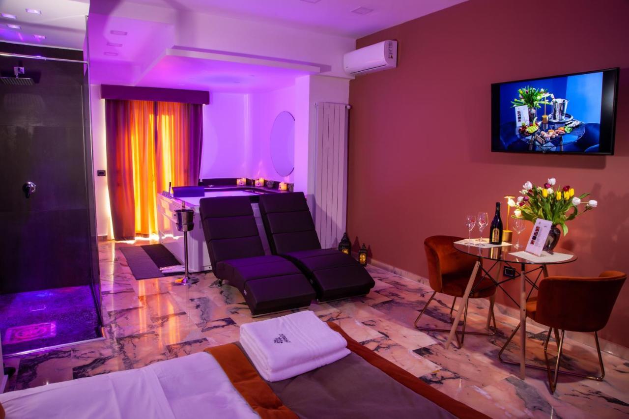 Hotel Ibisco Suites & Relax ポッツオーリ エクステリア 写真